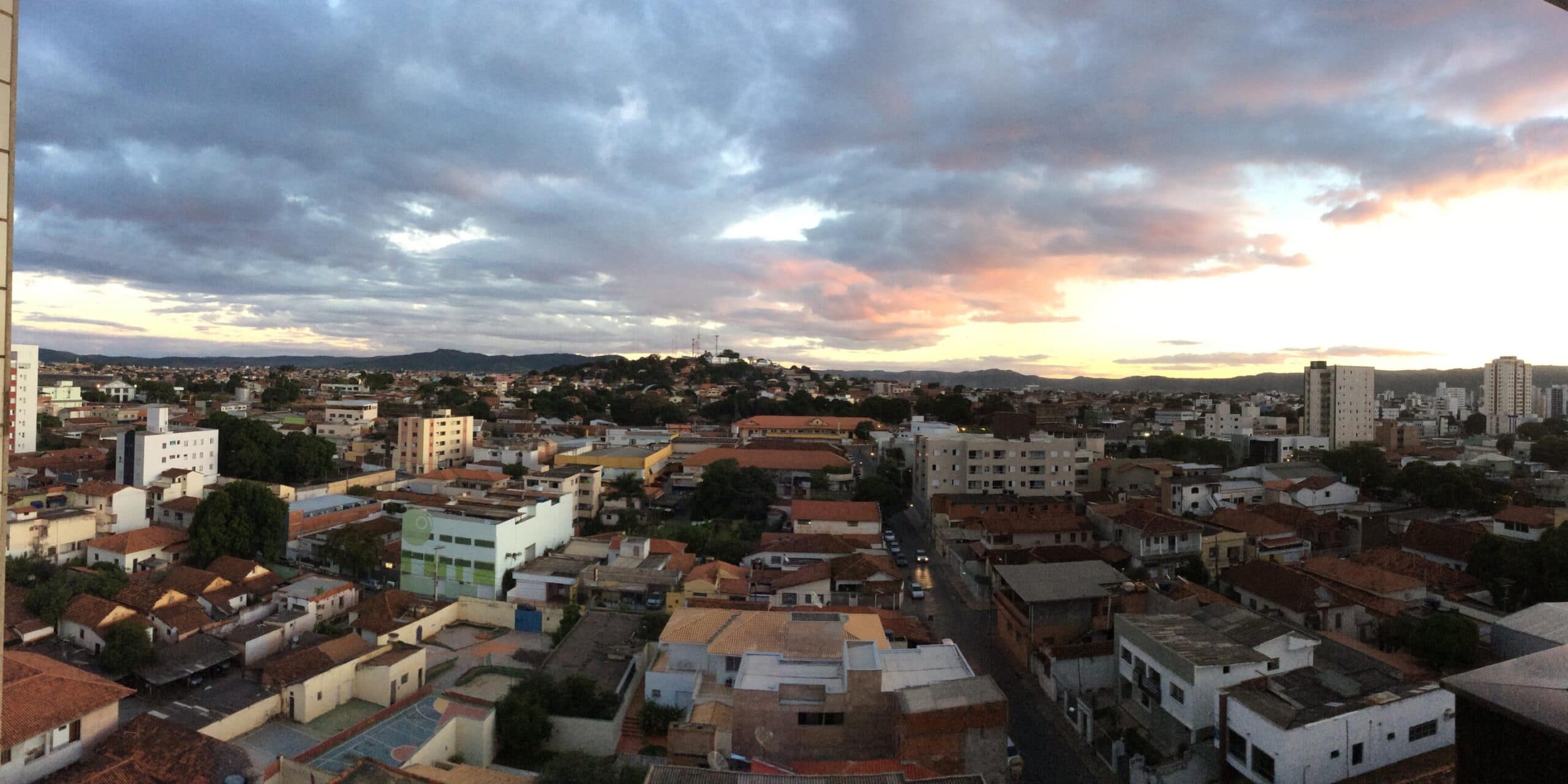 Foto panorâmica da cidade de Montes Claros